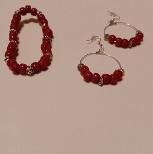 Bead Bracelet and Earrings by Skye's Creations